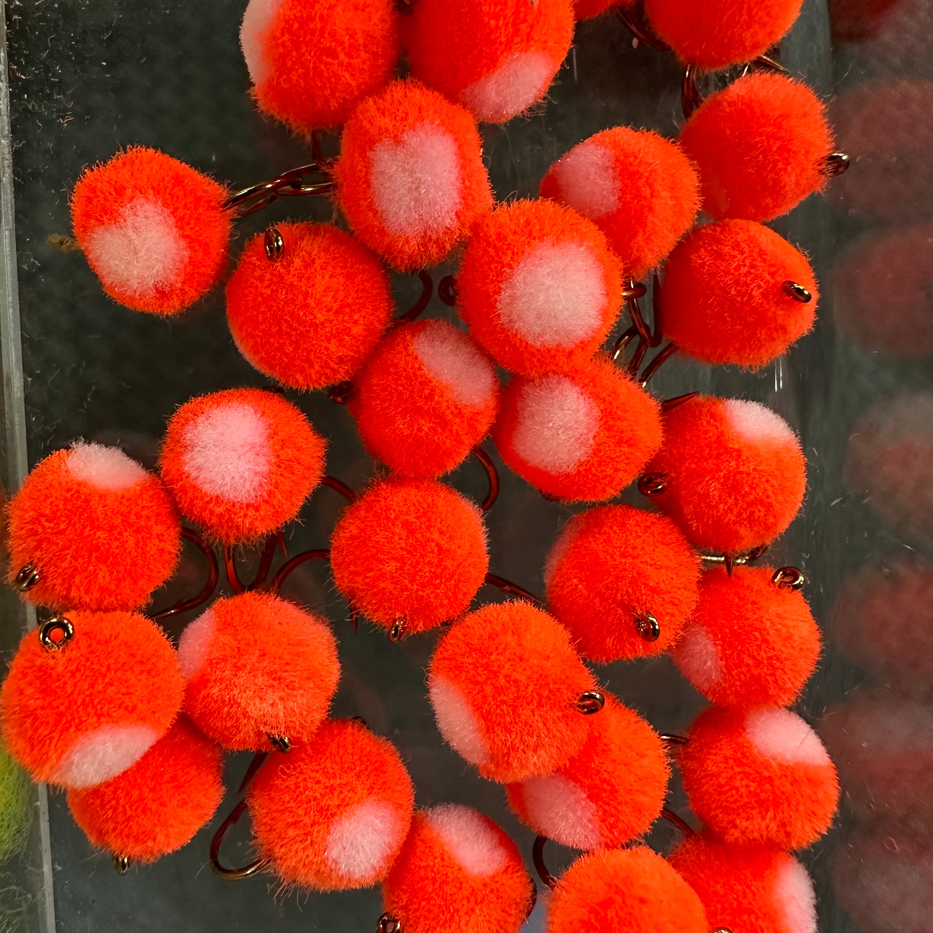 Globug Fl. Orange/Champagne Dot #12 - Sportinglife Turangi